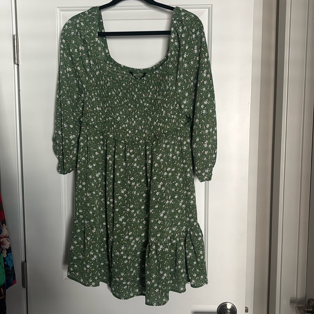 NWT green floral dress